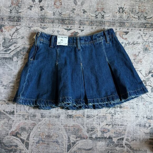 NWT Free People Madison Ave Mini Skirt Denim Pleated 27 - Picture 6 of 9